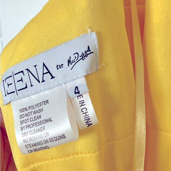 Long, trailing Prom Dress - Picture 5 of 8